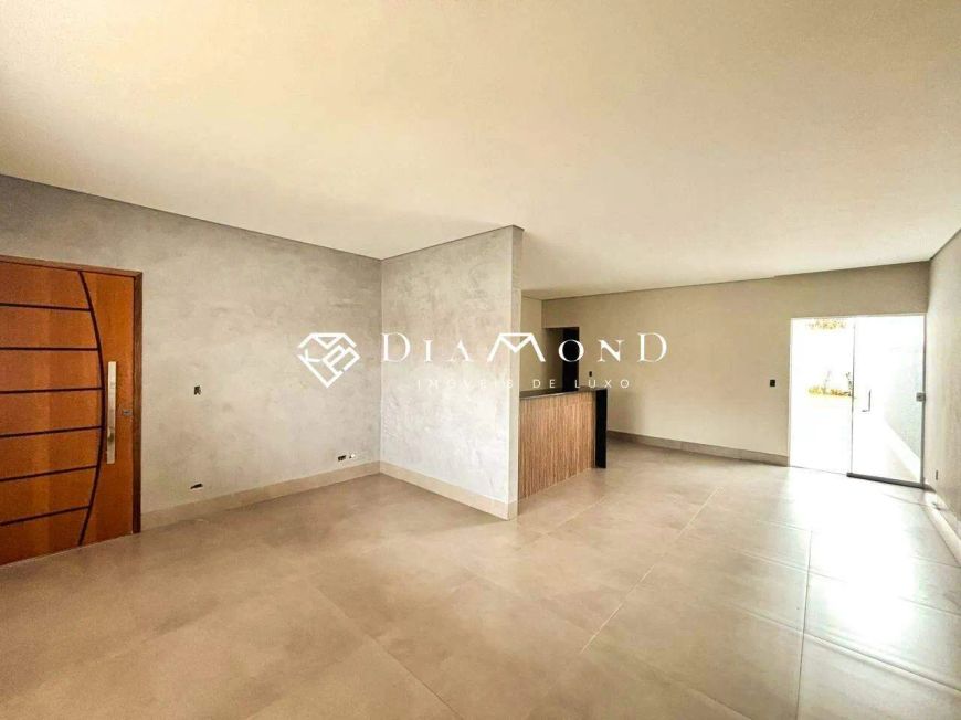 Casa à venda, 3 quartos, 1 suíte, 1 vaga, Vigilato Pereira - Uberlândia/MG