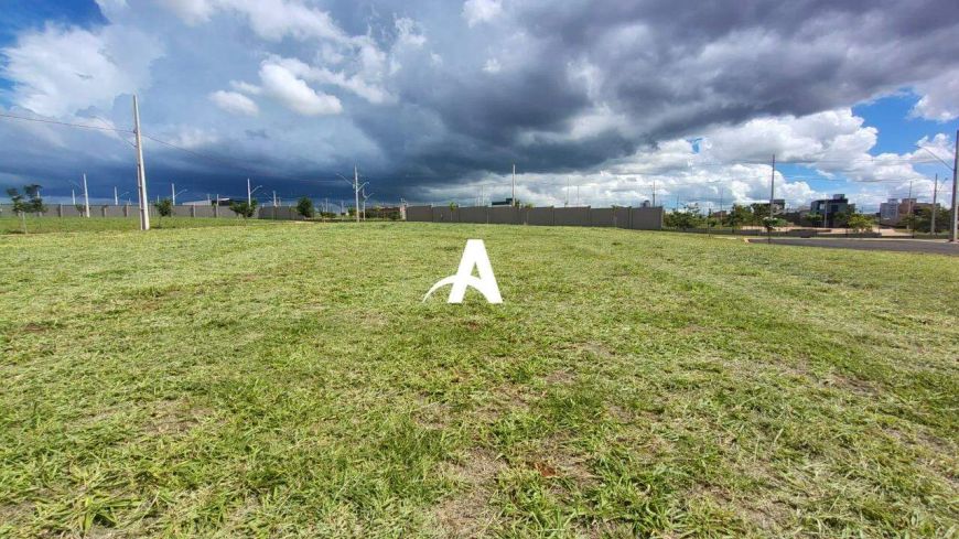 Terreno com 264m² à venda no Mirante do Lago
