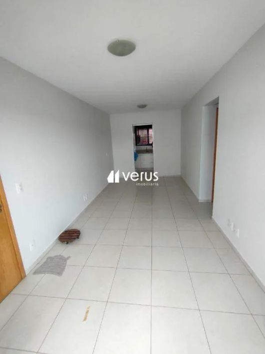 Apartamento à venda, 2 quartos, 1 suíte, 1 vaga, Santa Mônica - Uberlândia/MG