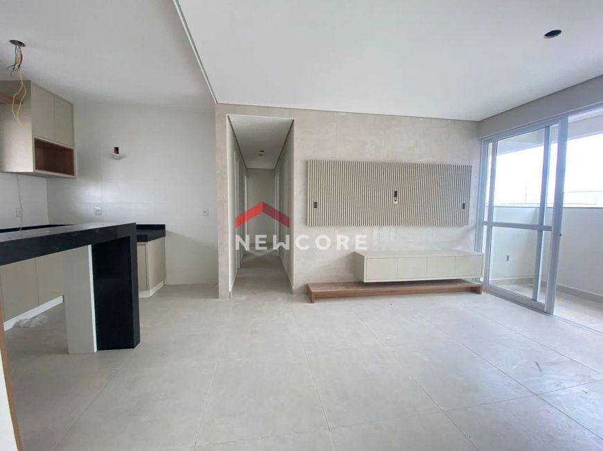 Apartamento em Rua Nordau Gonçalves Melo - Santa Mônica - Uberlândia/MG