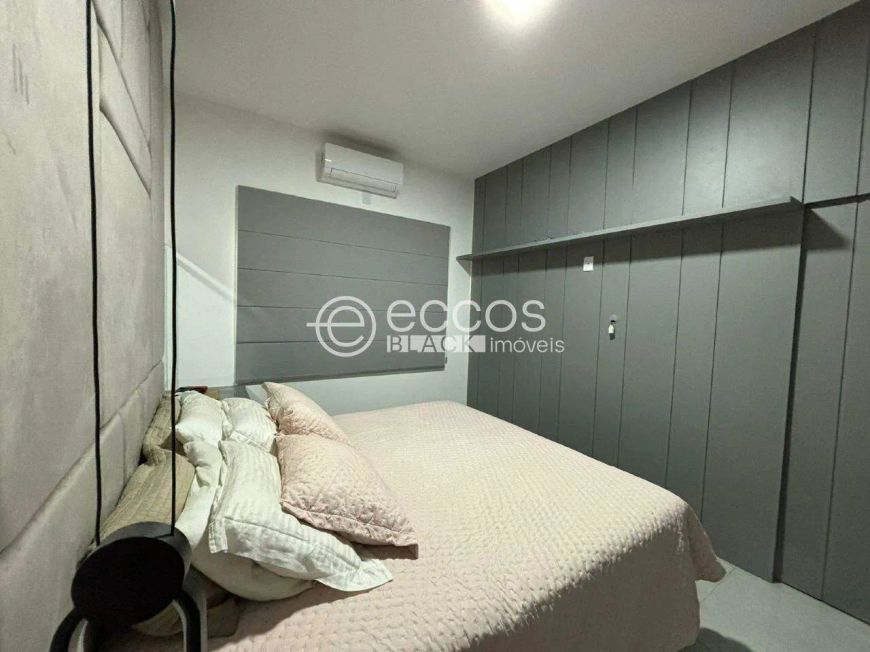 Casa à venda, 3 quartos, 1 suíte, 3 vagas, Jardim Ipanema - Uberlândia/MG