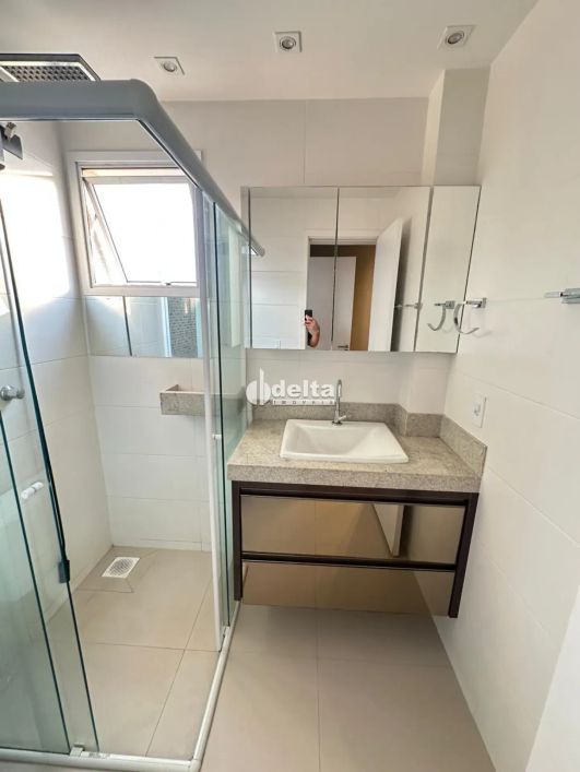 Apartamento disponível para Locação e Venda no bairro Cazeca em Uberlândia-MG