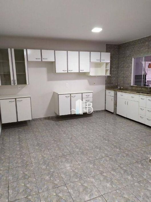 Casa com 3 quartos sendo 1 suíte à venda por R$ 600.000 - Santa Luzia - Uberlândia/MG