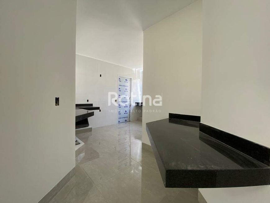 Casa à venda, 3 quartos, Jardim Inconfidência - Uberlândia/MG - Rotina Imobiliária
