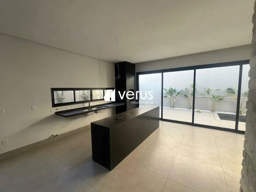 Casa à venda, 3 quartos, 3 suítes, 3 vagas, Condomínio Splendido - Uberlândia/MG