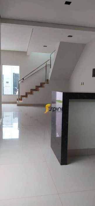 Casa com 3 dormitórios 108 m² - Laranjeiras - Uberlândia/MG
