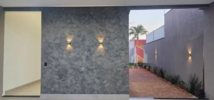 Casa Alto Padrão para Venda no bairro Jardim Brasília, localizado na cidade de Uberlândia / MG.