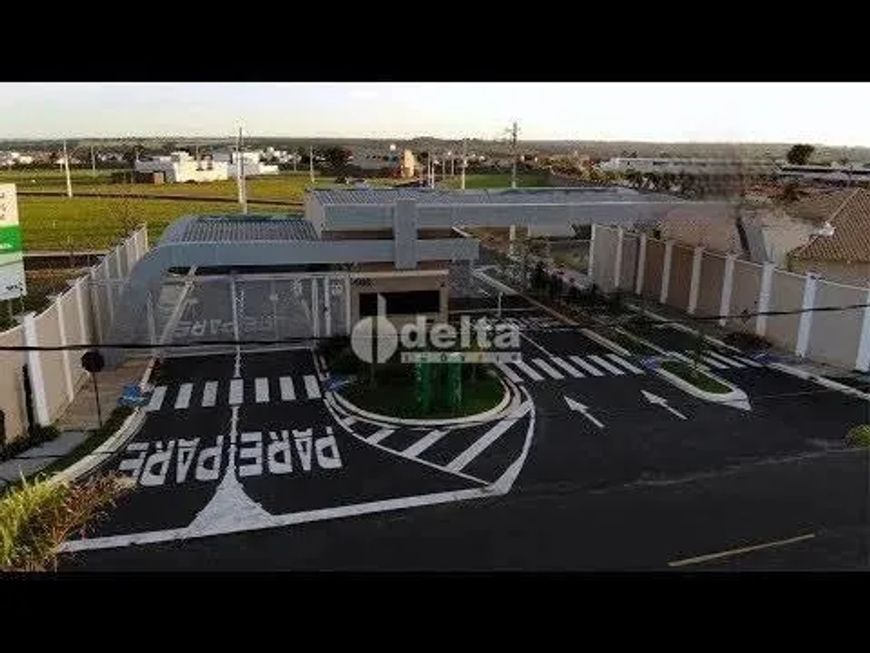 Terreno no Condomínio disponível para venda no bairro Gávea Sul em Uberlândia-MG