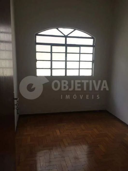 Casa à venda, 3 quartos, 3 vagas, JARDIM FINOTTI - UBERLANDIA/MG