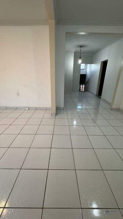 Casa à venda, 5 quartos, 1 suíte, Morada da Colina - Uberlândia/MG
