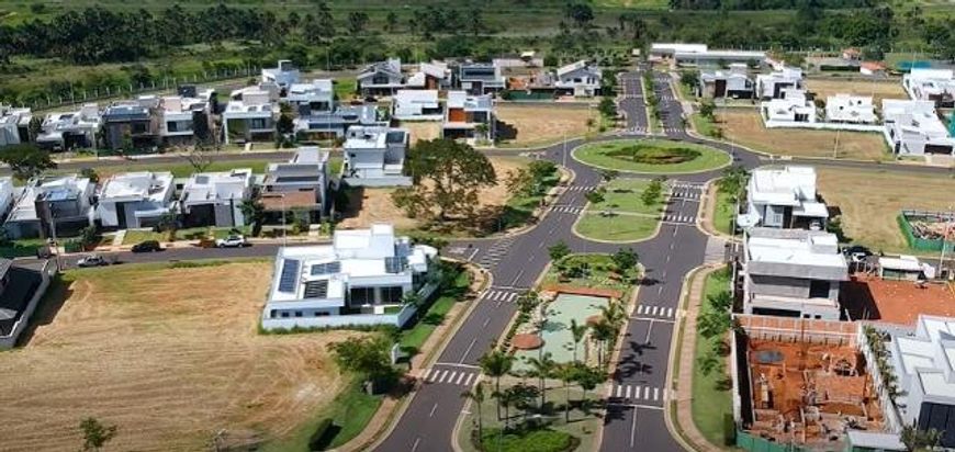 Terreno em condomínio com 532m² à venda no Cyrela Buritis