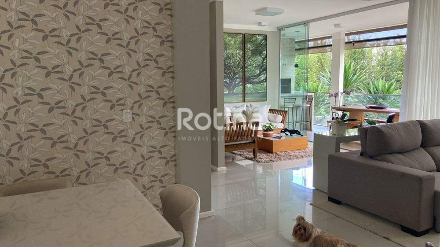 Casa Condomínio Fechado à venda, 4 quartos, Cond. Jardins Roma - Uberlândia/MG - Rotina Imobiliária