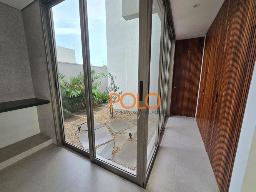 Casa à venda no Condomínio Tamboré (Li)