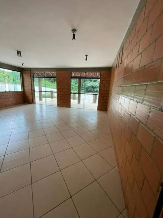 Casa à venda, 3 quartos, 1 suíte, 4 vagas, Cidade Jardim - Uberlândia/MG