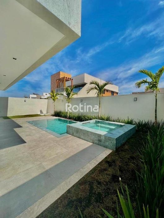 Casa Condomínio Fechado à venda, 4 quartos, Cond. Jardim Versailles - Uberlândia/MG - Rotina Imobili