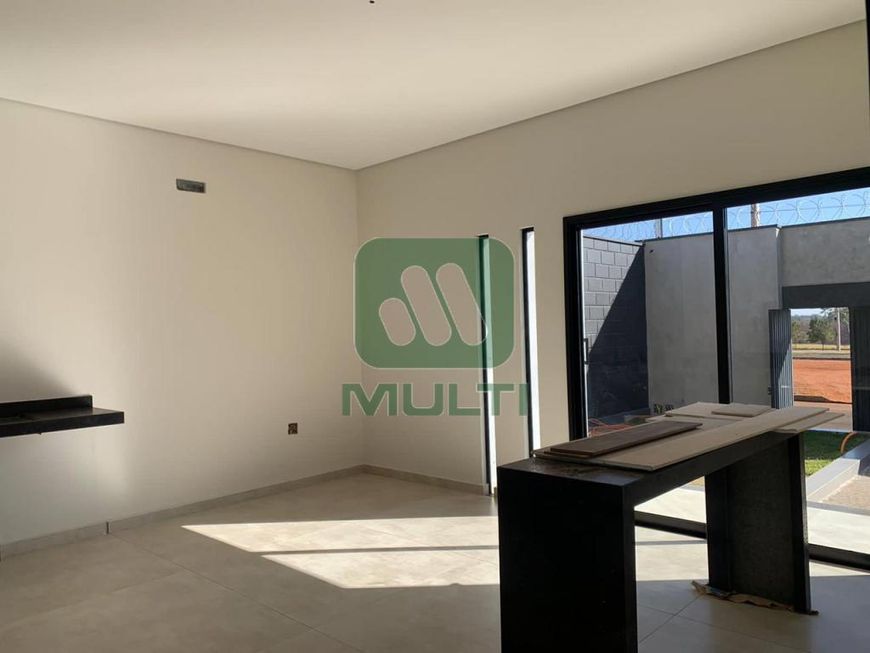 Casa - PORTAL DO VALE SELECAO