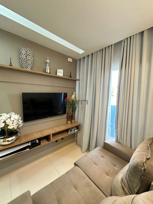 Imóvel para venda tem 47 metros quadrados com 2 quartos em Santa Mônica - Uberlândia - MG