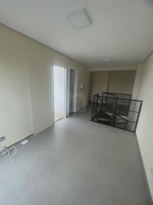 Apartamento à venda no Condomínio Monte Negro.