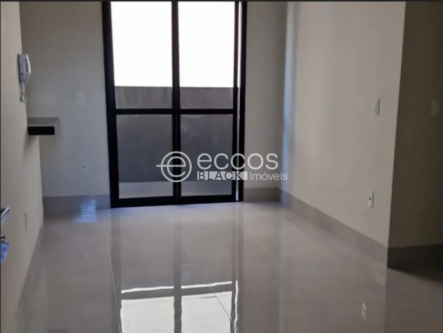 Apartamento à venda, 2 quartos, 1 suíte, 1 vaga, Santa Mônica - Uberlândia/MG