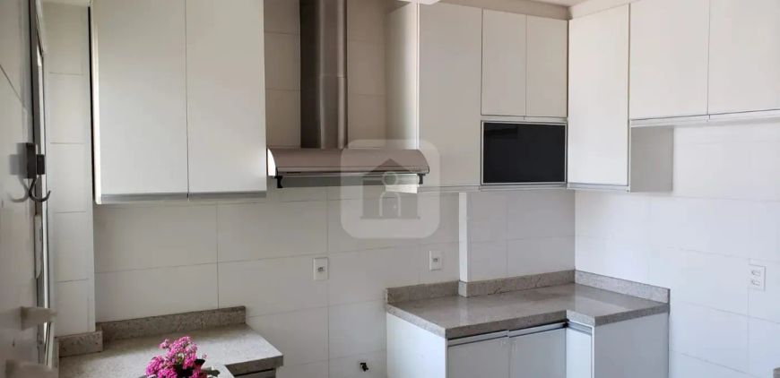 Excelente Apartamento a venda ou locação no Supreme Residente Bairro Centro