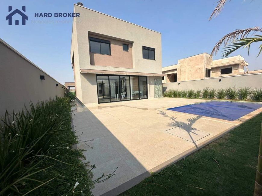 Casa em Condomínio à venda, 4 quartos, 3 suítes, 4 vagas, Condomínio Tamboré - Uberlândia/MG