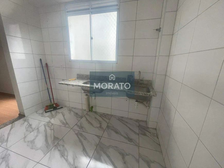 Apartamento 2 Quartos, 1 vaga de garagem e elevador na região do Cabral / contagem