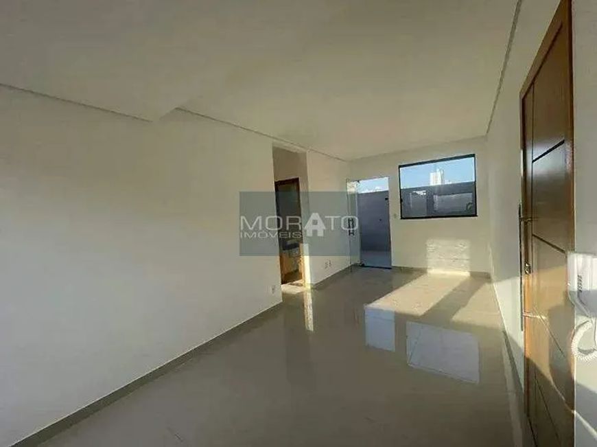 Apartamento com 02 áreas Privativas Bairro novo eldorado.
