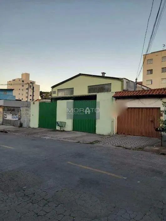 Galpão 360m² no Bairro Jardim Bandeirantes
