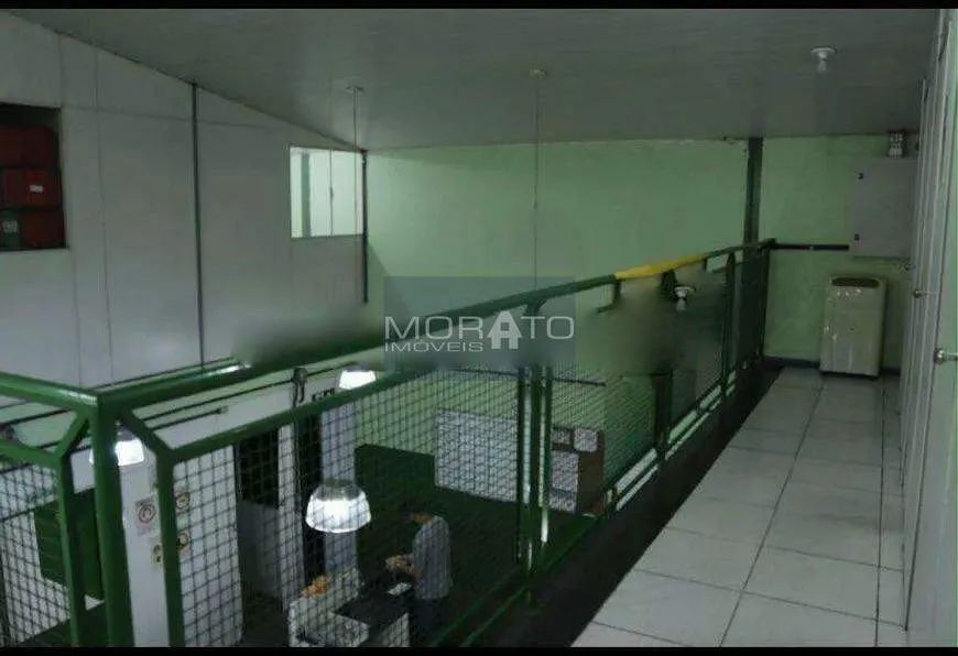 Galpão 360m² no Bairro Jardim Bandeirantes
