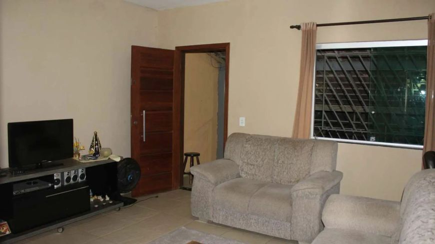 Casa em Rua Santa Sé - Vila Belém - Contagem/MG