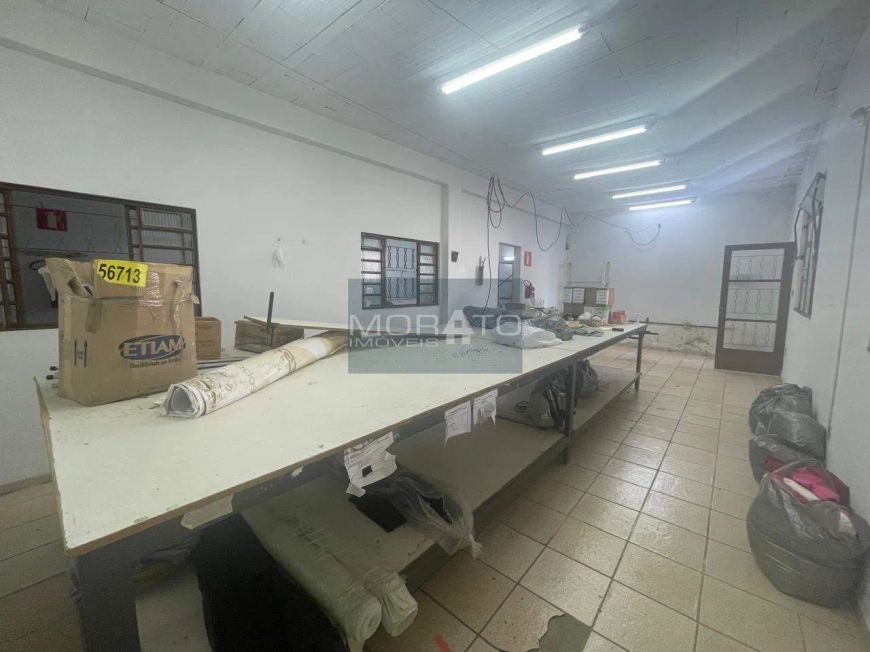 Casa para fins comerciais contagem