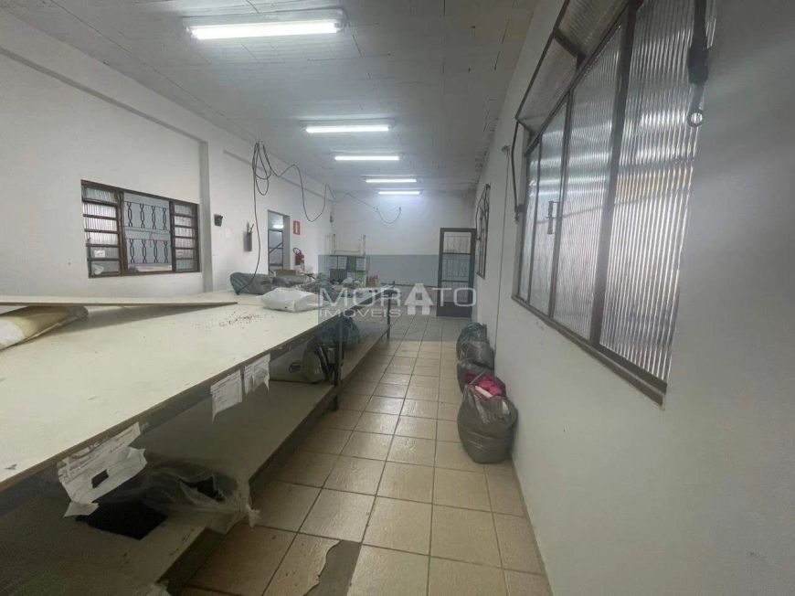 Casa para fins comerciais contagem