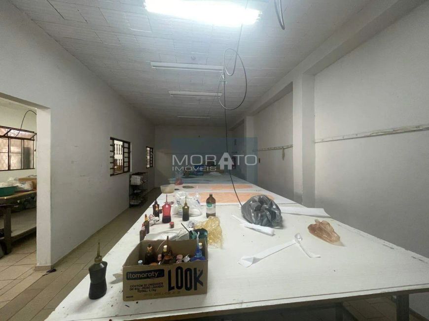 Casa para fins comerciais contagem