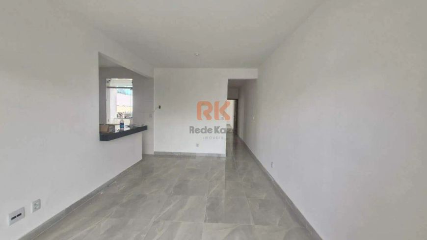 Casa geminada à venda, 3 quartos, 1 suíte, 2 vagas, Parque XangriLá - Contagem/MG