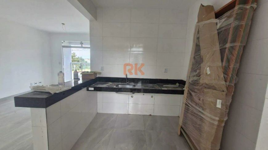 Casa geminada à venda, 3 quartos, 1 suíte, 2 vagas, Parque XangriLá - Contagem/MG