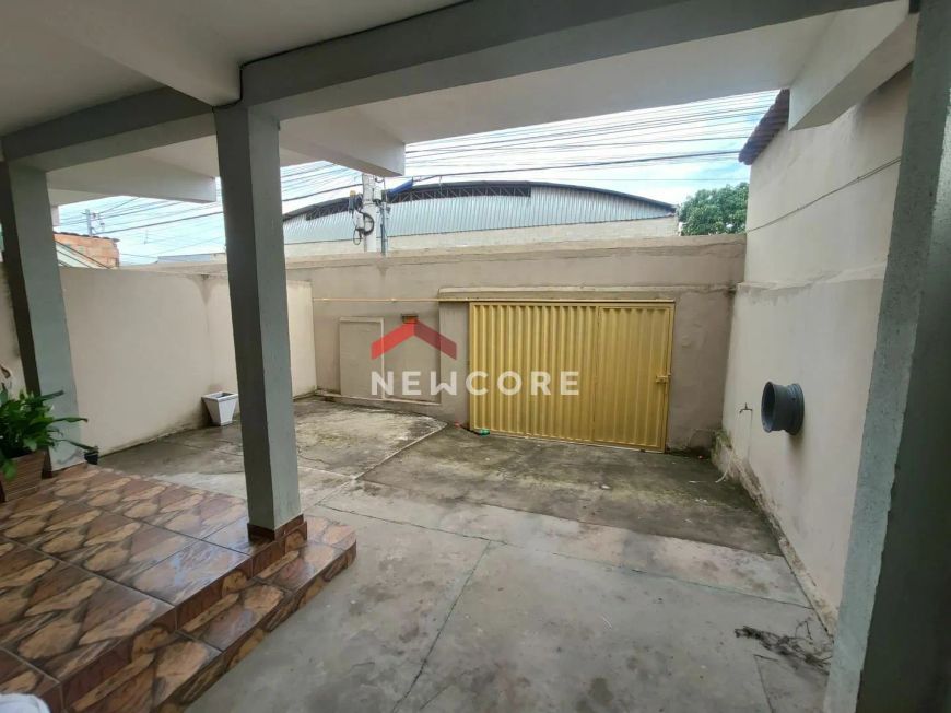Casa em Rua Jordania - Pedra Azul - Contagem/MG
