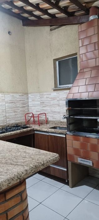 Belíssima cobertura de 2 quartos no Jardim Riacho em Contagem