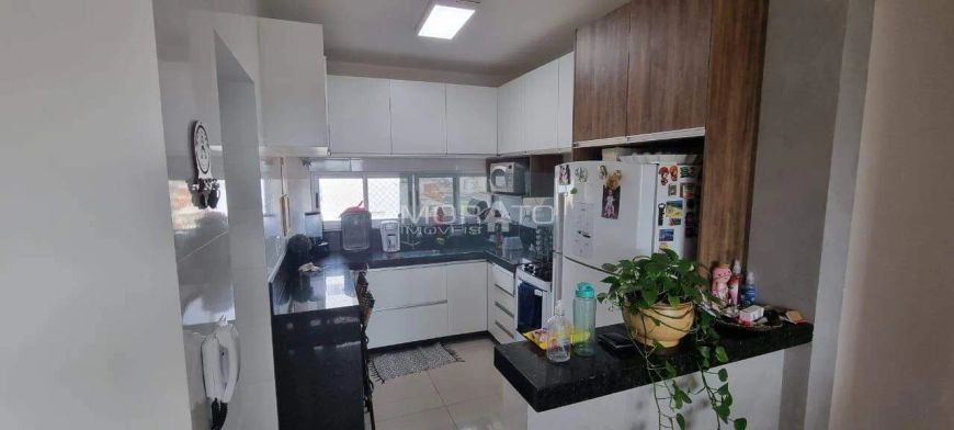 Oportunidade Prédio Individual Jardim Riacho 2 vagas de Garagem