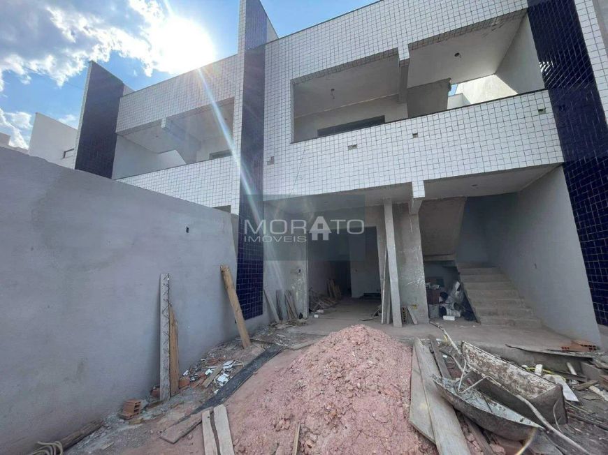 Apartamento à venda, 2 quartos, 1 suíte, 2 vagas, Vale das Orquídeas - Contagem/MG