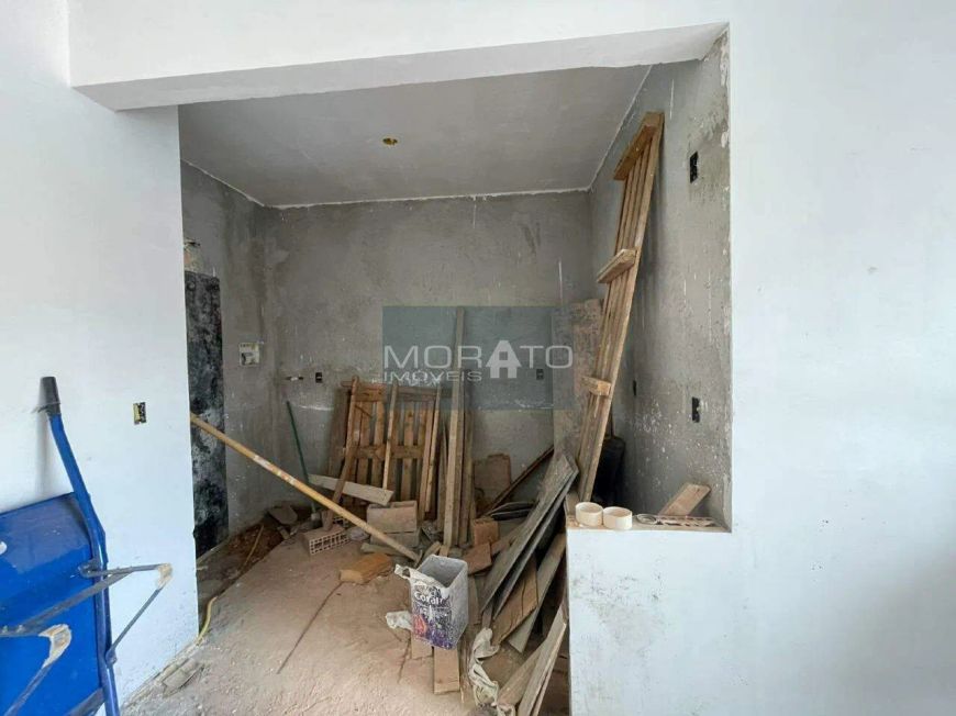 Apartamento à venda, 2 quartos, 1 suíte, 2 vagas, Vale das Orquídeas - Contagem/MG