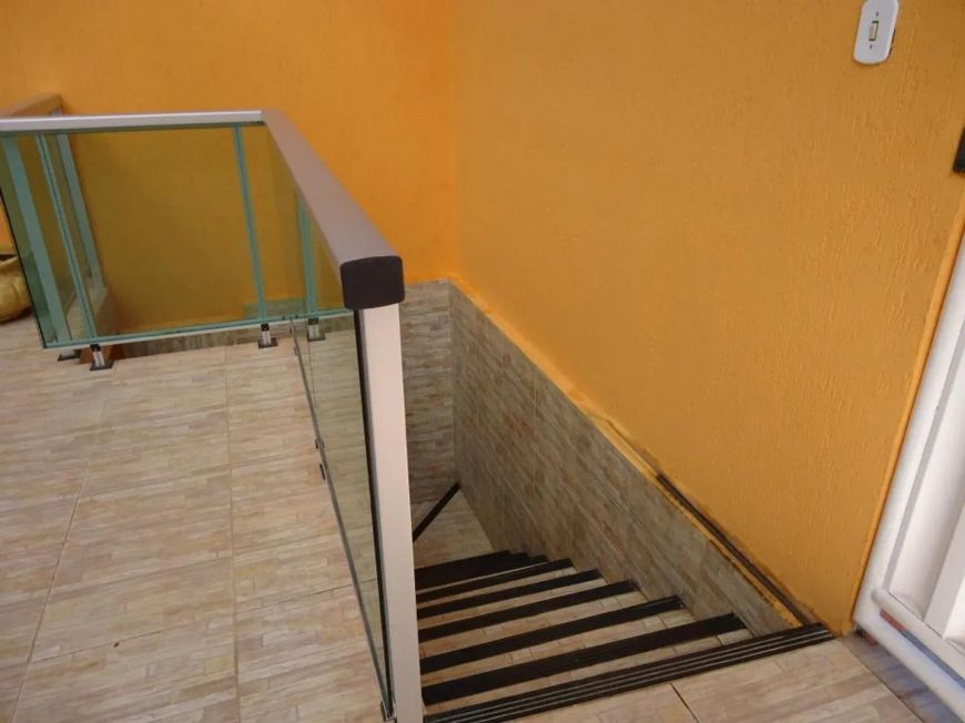Casa em Rua Cinquenta - Tropical - Contagem/MG