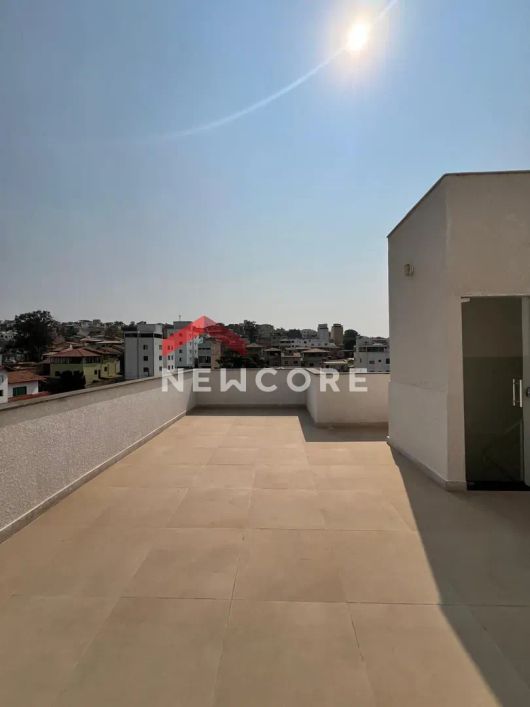 Apartamento em Avenida Campos Gerais - Parque Xangri-Lá - Contagem/MG