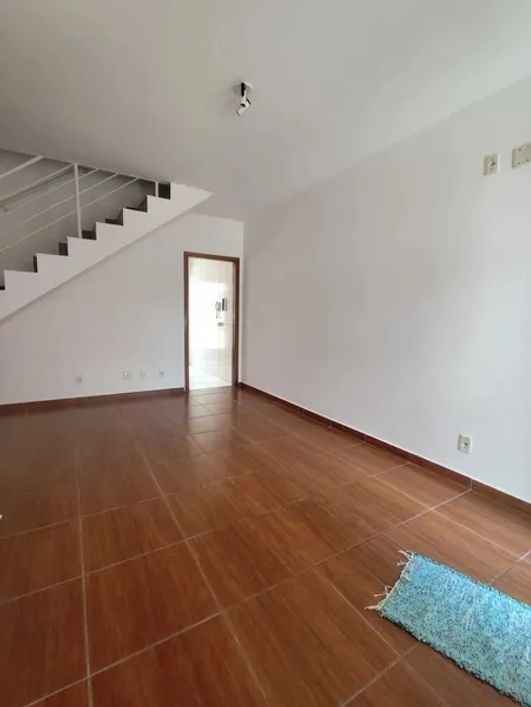 LINDA CASA GEMINADA | 2 QTS | 1 SUITE | 2 BANHEIROS | 2 VAGAS
