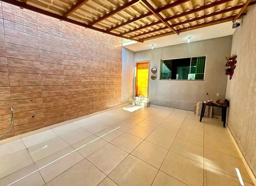 EXCELENTE CASA NO BAIRRO RESSACA