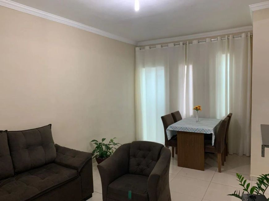 Casa em Rua Felisbino Pinto Monteiro - Praia - Contagem/MG