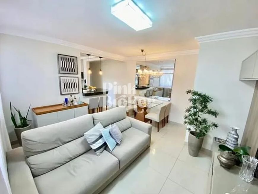 Apartamento de 2 Quartos sendo 1 suíte e 2 Vagas de Garagem Localizado no Bairro Cabral, MG