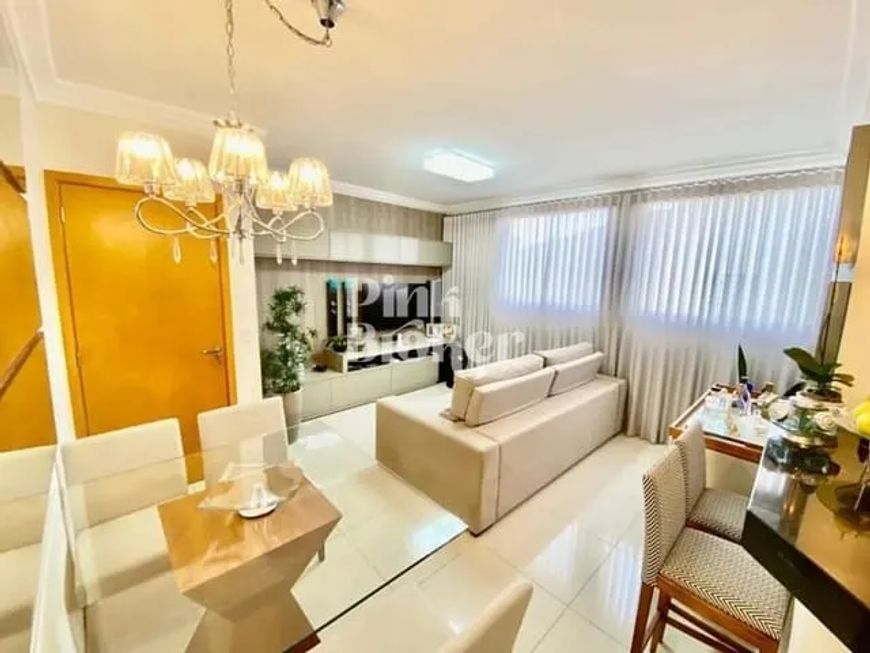 Apartamento de 2 Quartos sendo 1 suíte e 2 Vagas de Garagem Localizado no Bairro Cabral, MG