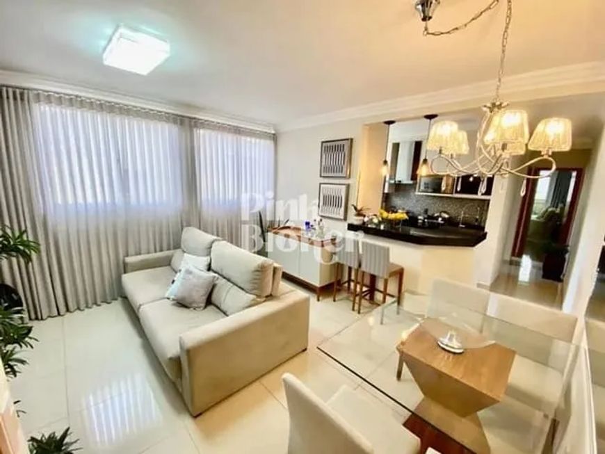 Apartamento de 2 Quartos sendo 1 suíte e 2 Vagas de Garagem Localizado no Bairro Cabral, MG