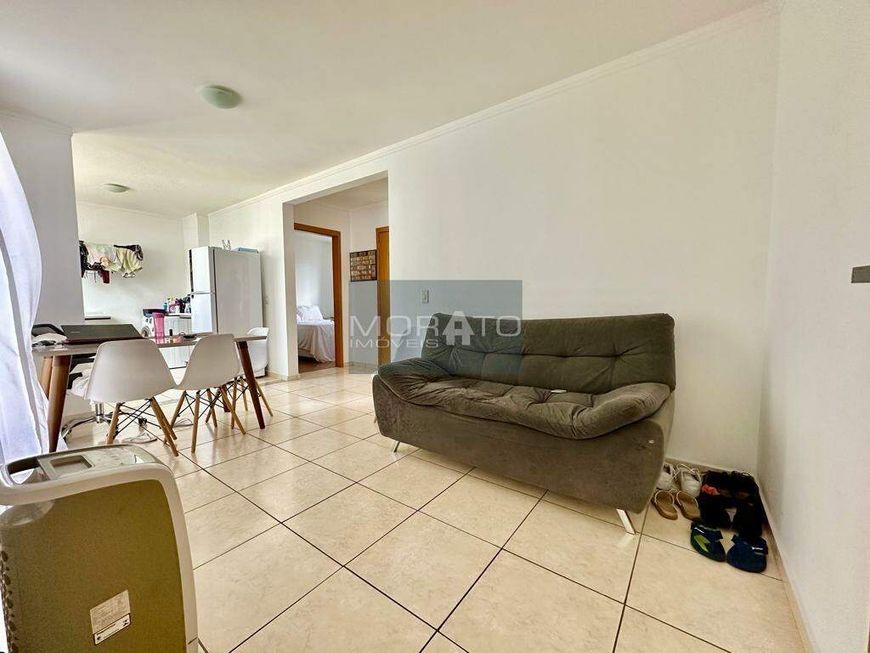 Apartamento dois quartos com elevador no cabral