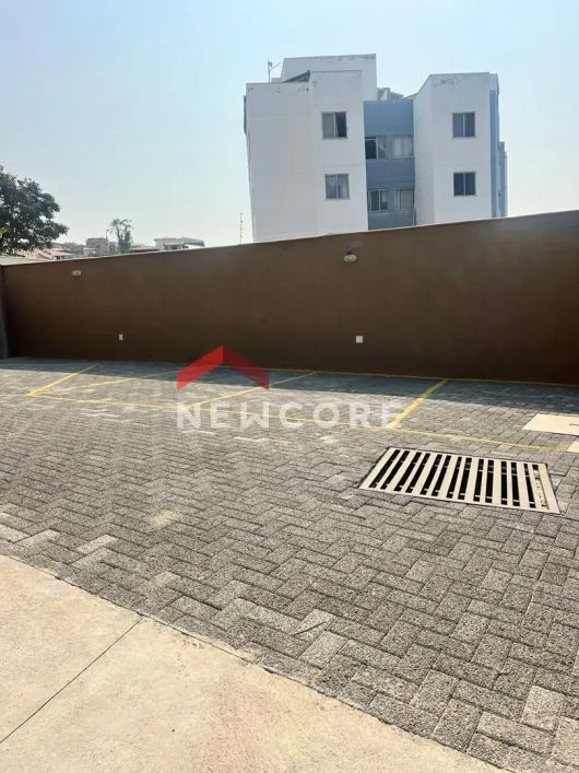 Apartamento em Avenida Campos Gerais - Parque Xangri-Lá - Contagem/MG